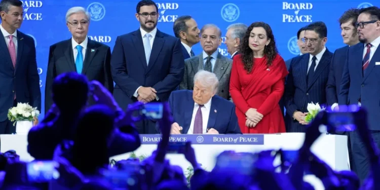 Trump Unveils $5 Billion Gaza Rebuild as ‘Board of Peace’ Debuts in Washington
