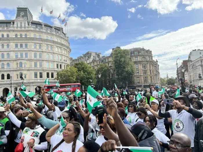 176,537 Nigerians Became British Citizens in 21 Years as UK Naturalisation Surges 176,537 Nigerians Became British Citizens in 21 Years as UK Naturalisation Surges